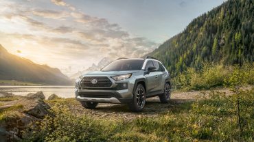 RAV4 HYBRID 2019 Feautures